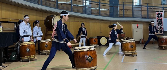 横浜市青葉区の地域ふれあい会での和太鼓演奏の様子3
