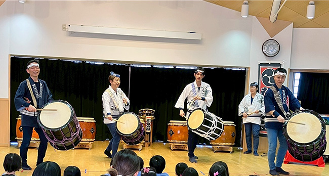 2026荏田南幼稚園誕生会での和太鼓演奏の様子6