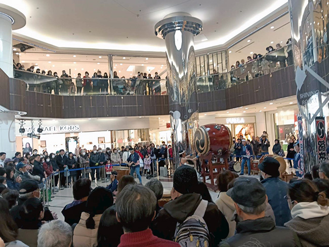 202601たまプラーザ東急百貨店での和太鼓演奏の様子7