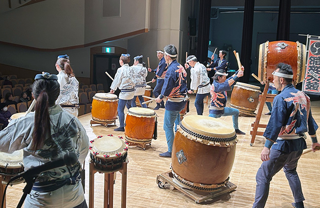 2025青葉区民芸能祭での和太鼓演奏の様子4