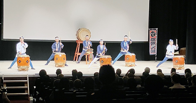 2025すみれが丘町内会周年祭での和太鼓演奏の様子1