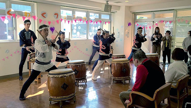 202602ワーク中川での和太鼓演奏の様子4