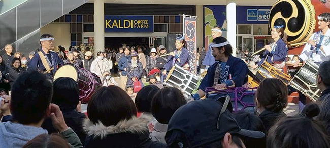 202601たまプラーザテラスでの和太鼓演奏の様子8