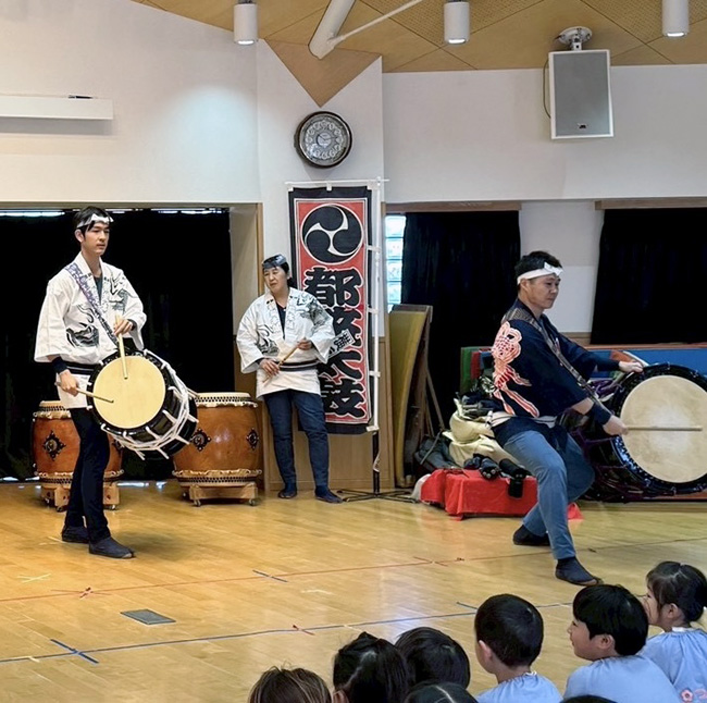 2026荏田南幼稚園誕生会での和太鼓演奏の様子3