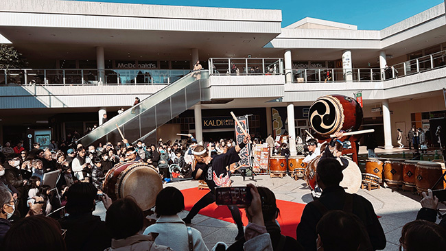 202601たまプラーザテラスでの和太鼓演奏の様子5